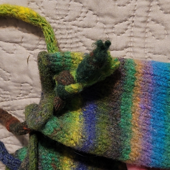 Hand knit wool rainbow purse bag - Picture 5 of 5